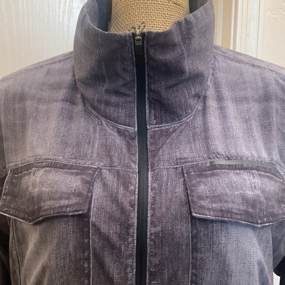 Lucy Faux Denim Lightweight Full Zip High Collar Jacket Size Small - Picture 4 of 9
